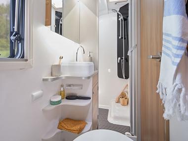 adamo-60-4-washroom.jpg