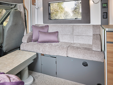 adamo-69-4-flexi-lounge-featuring-twin-aguti-convertible-travelling-seats-1.jpg