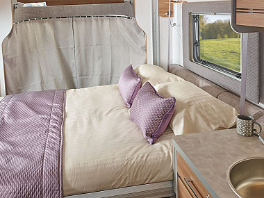 adamo-69-4-front-lounge-electric-drop-down-bed.jpg