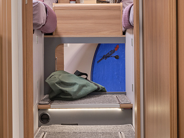 adamo-75-4t-low-level-bedroom-storage.jpg