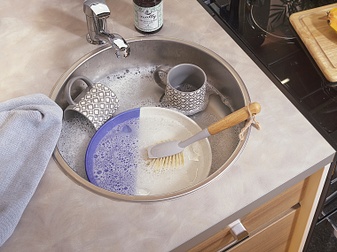 adamo-stainless-steel-large-round-kitchen-sick-with-concealed-fixings-and-mixer-tap.jpg