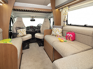 t736-front-lounge-1.jpg