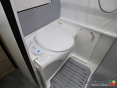  uc6050-washroom-2.jpg