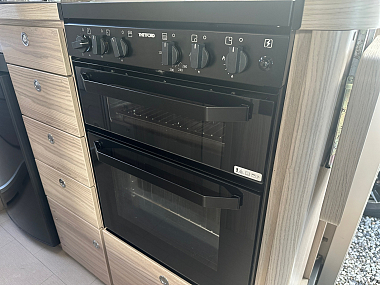  vf3ycbnau12s13920-23-feature-7.jpg