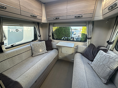  vf3ycbnau12s13920-29-feature-13.jpg