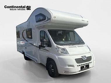  vf3ycsmau12186803-07-front-right.jpg