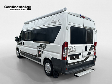  zfa25000001452871-03-rear-left.jpg