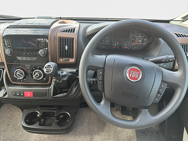  zfa25000002j41130-12-steering-wheel-driver.jpg