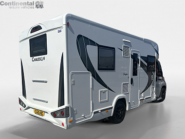  zfa25000002l18357-05-rear-right.jpg