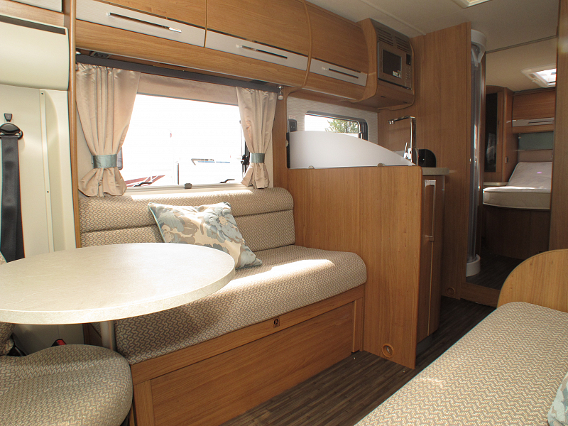  2014-autotrail-frontier-delaware-for-sale-ros240-47.jpg