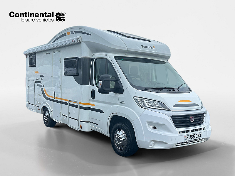  2015-adria-sunliving-lido-m45sp-motorhome-for-sale-uc6068-7.jpg