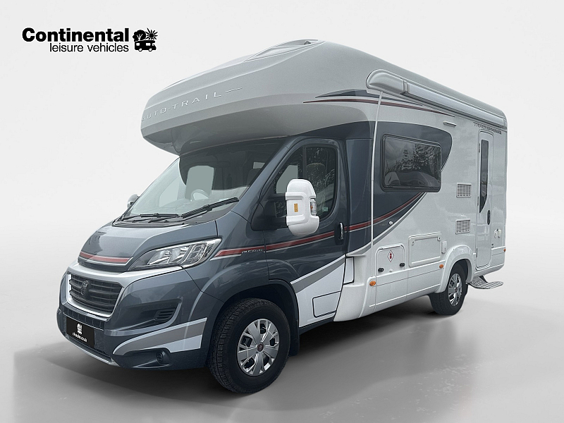  2016-autotrail-tracker-eks-for-sale-ros288-2.jpg