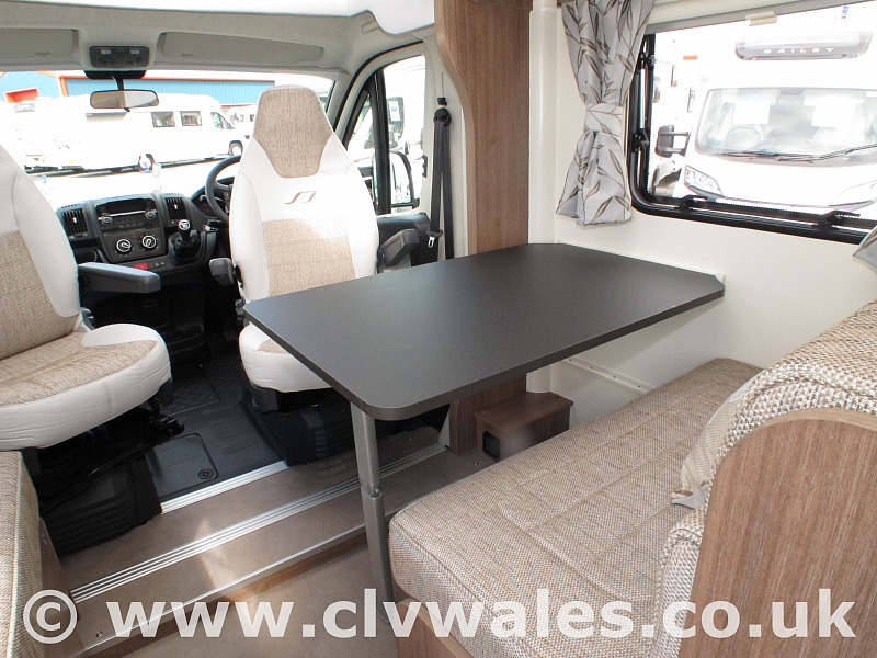  2018-bailey-advance-74-4-motorhomes-in-wales-bm4302-22.jpg