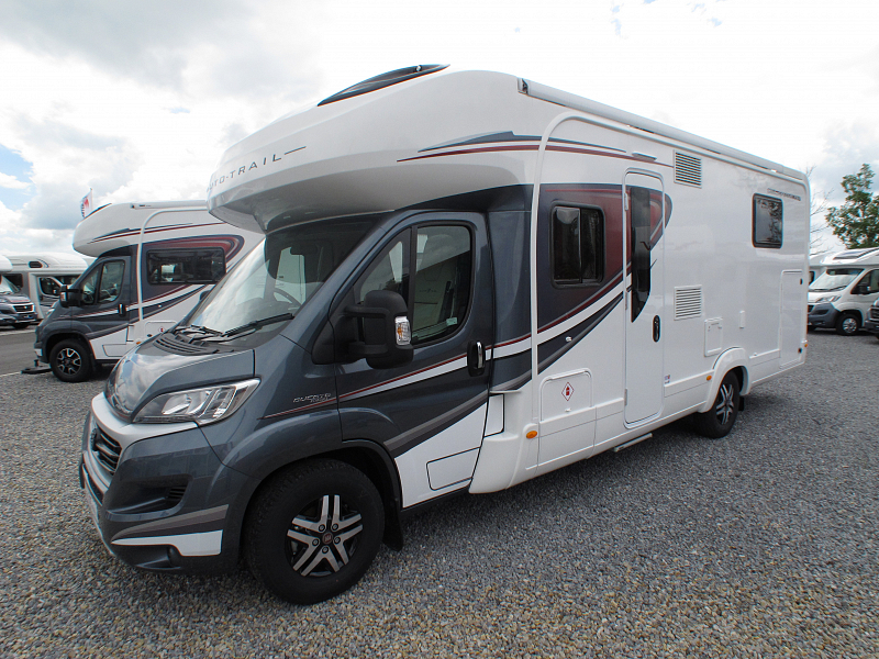 2019-autotrail-frontier-delaware-for-sale-at4396-3.jpg