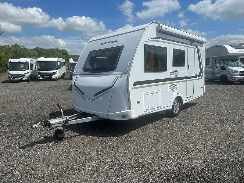  2019-weinsberg-400lk-caravan-for-sale-uc6140-1.jpg