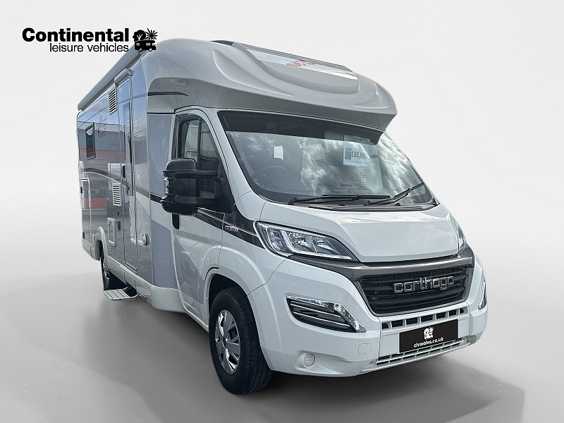  zfa25000002g57666-07-front-right.jpg