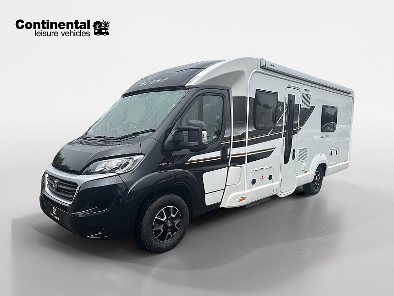  zfa25000002j41130-01-front-left.jpg