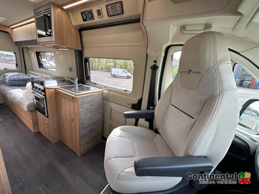 2025 autotrail v line 610 se for sale at5221 53