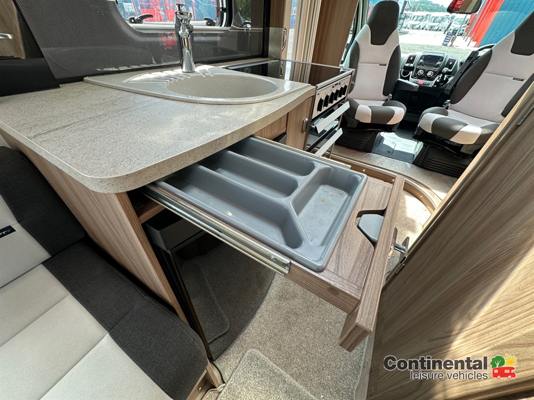2018 Swift Rio 320 For Sale Uc6245 27