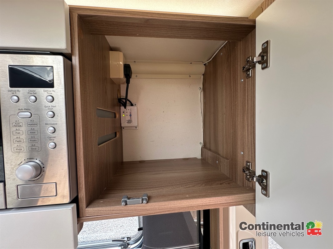2018 Swift Rio 320 For Sale Uc6245 33