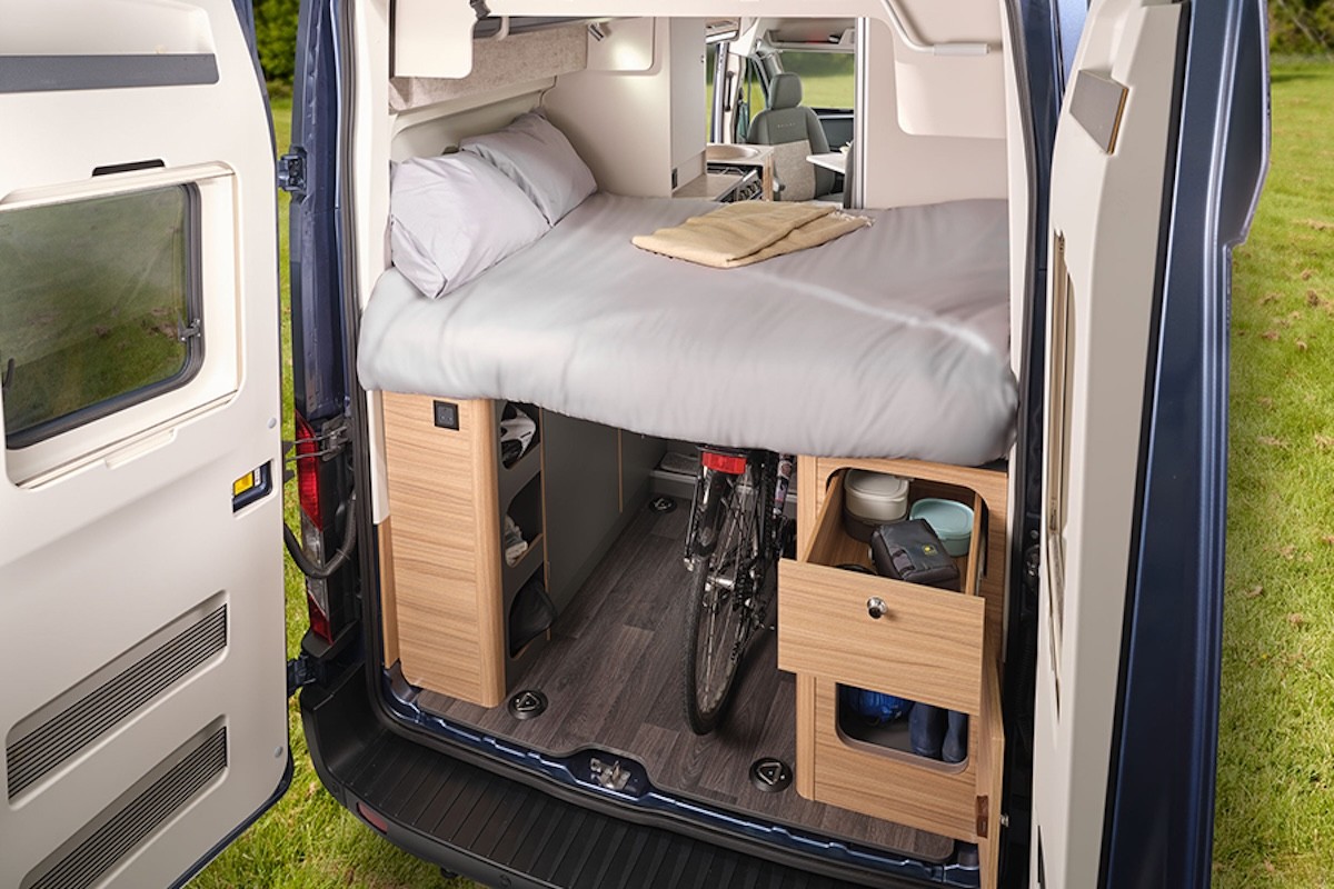 Endeavour B65 Double Bed With Storage
