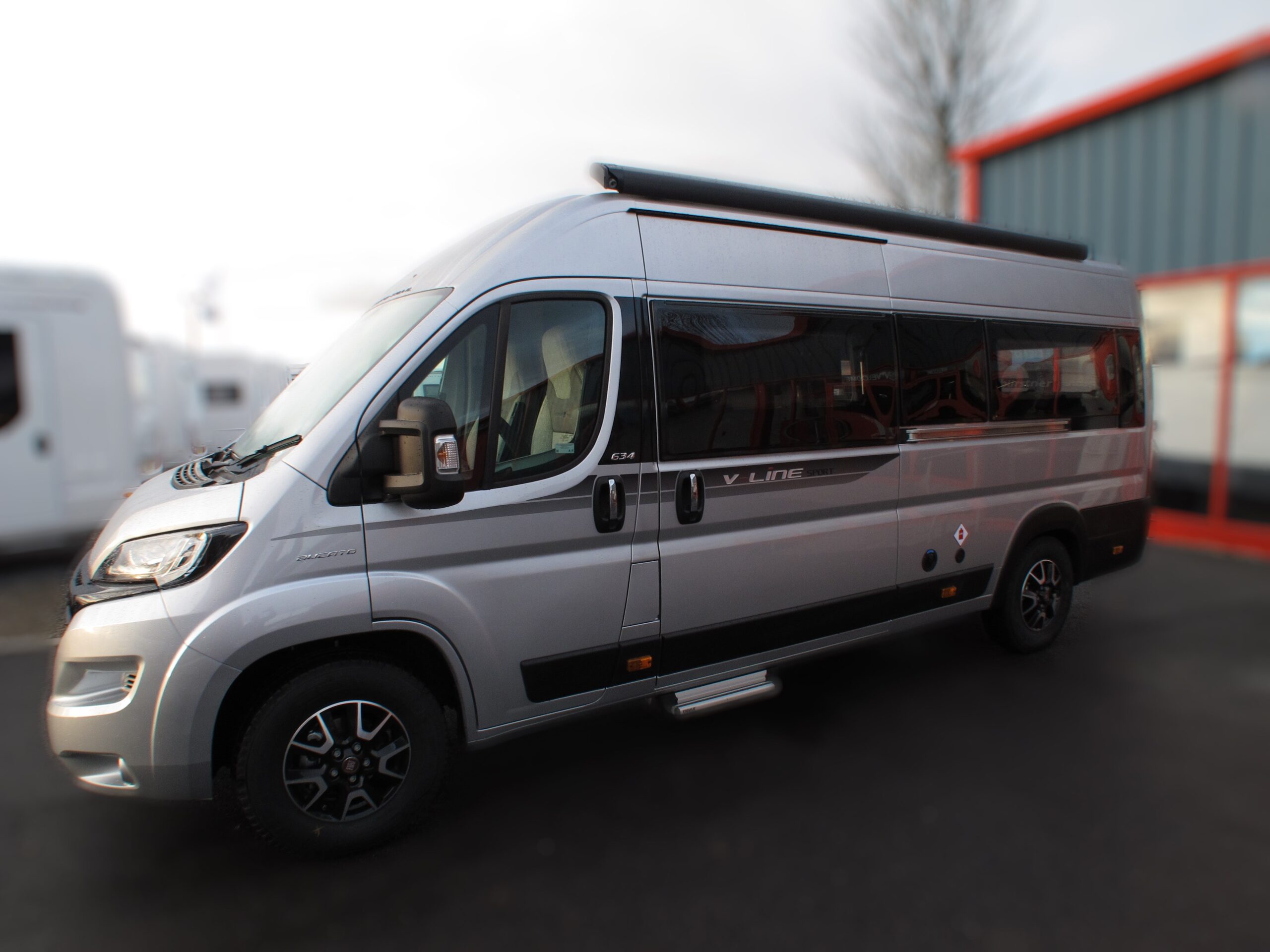2019 Autotrail V Line 634 Sport At4341 3blurred Image Scaled