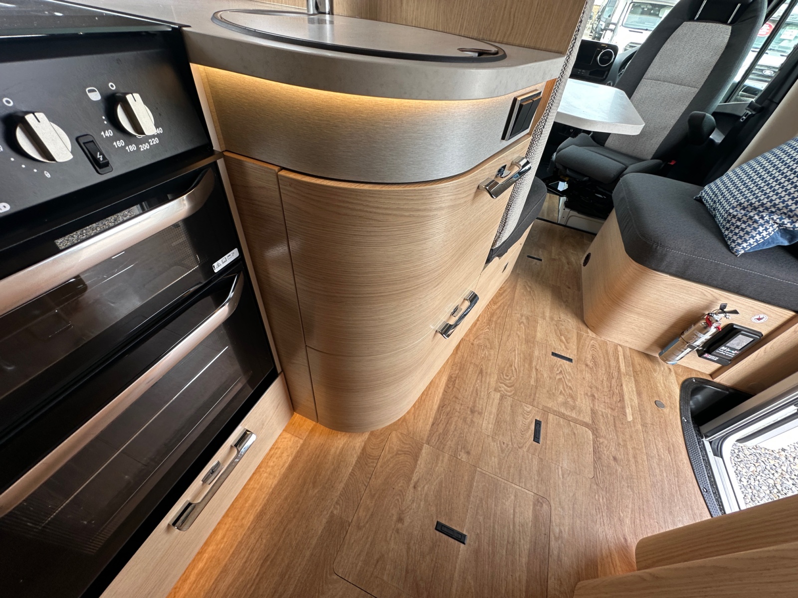 2022 Hymer BMC T 550 WHITELINE For Sale UC6265 39