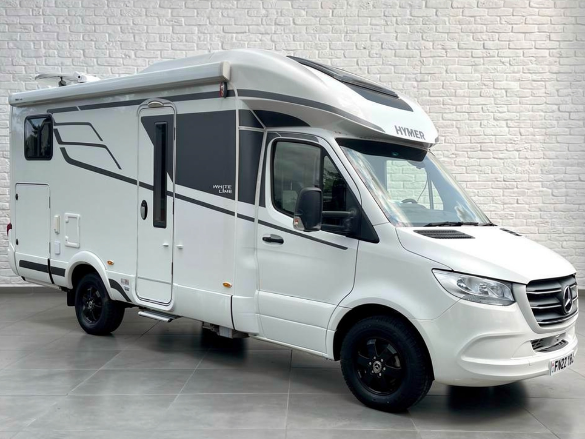 Hymer BMC T-550 Exterior with awning and alloys