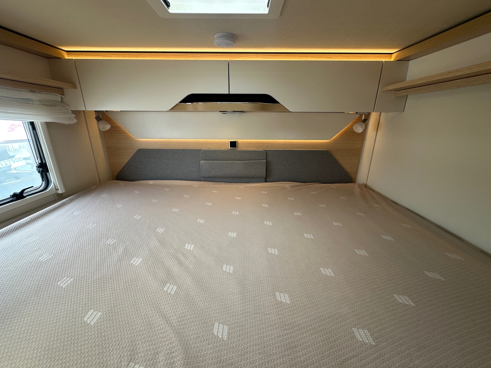 2022 Hymer BMC T 550 WHITELINE For Sale UC6265 50