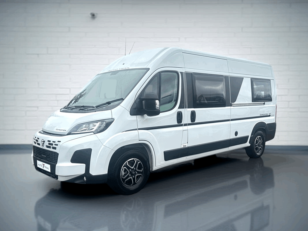 2026 Auto trail Expedition 67 white Automatic nearside