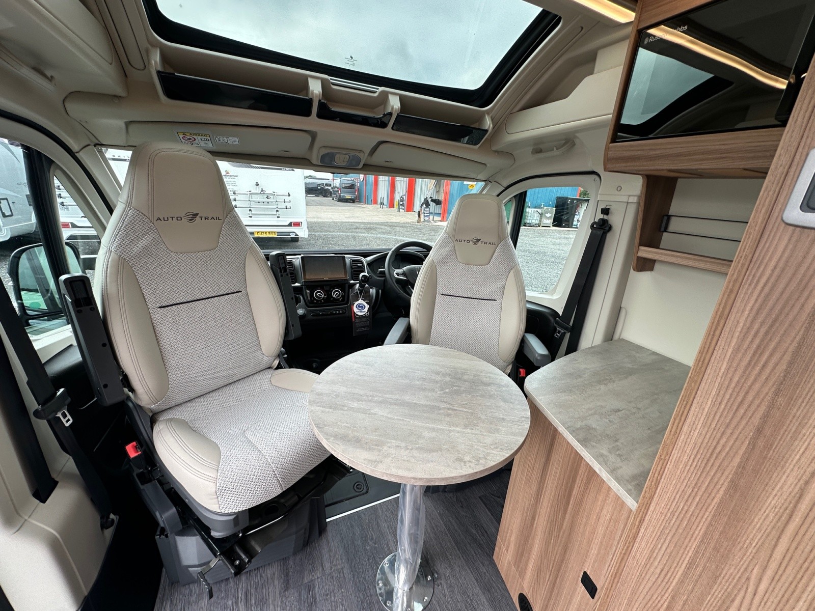 2026 Auto Trail V Line 635 SE Lanzarote Grey For Sale AT5275 16