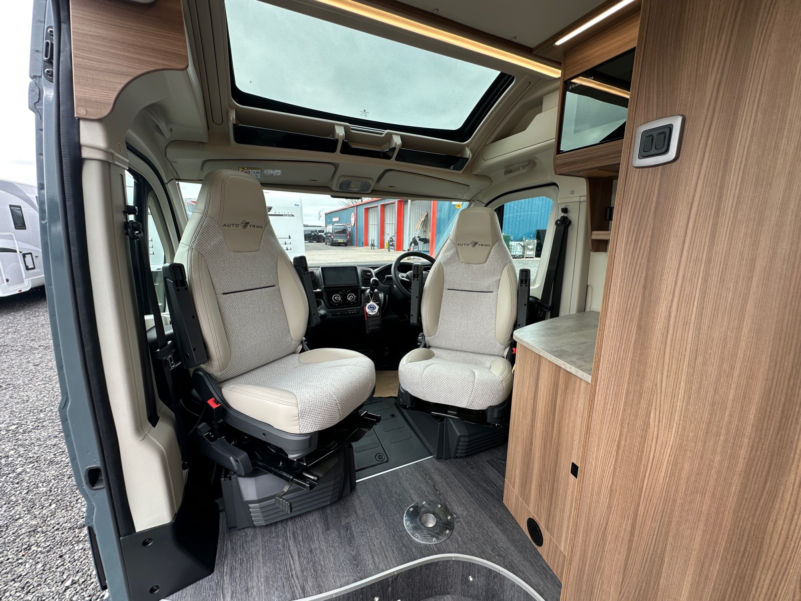 2026 Auto Trail V Line 635 SE Lanzarote Grey For Sale AT5275 19