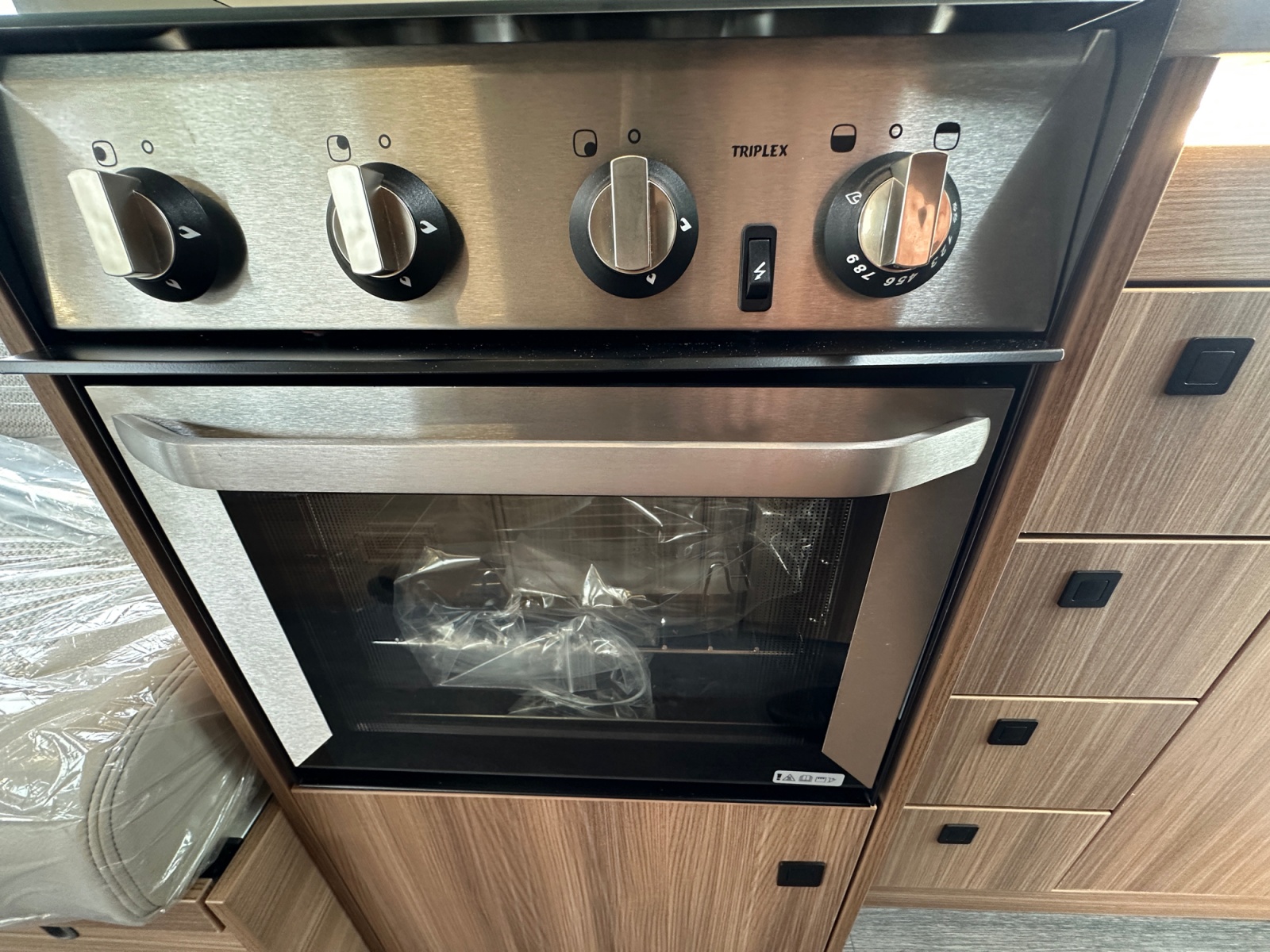 2026 Auto Trail V Line 635 SE Lanzarote Grey For Sale AT5275 27