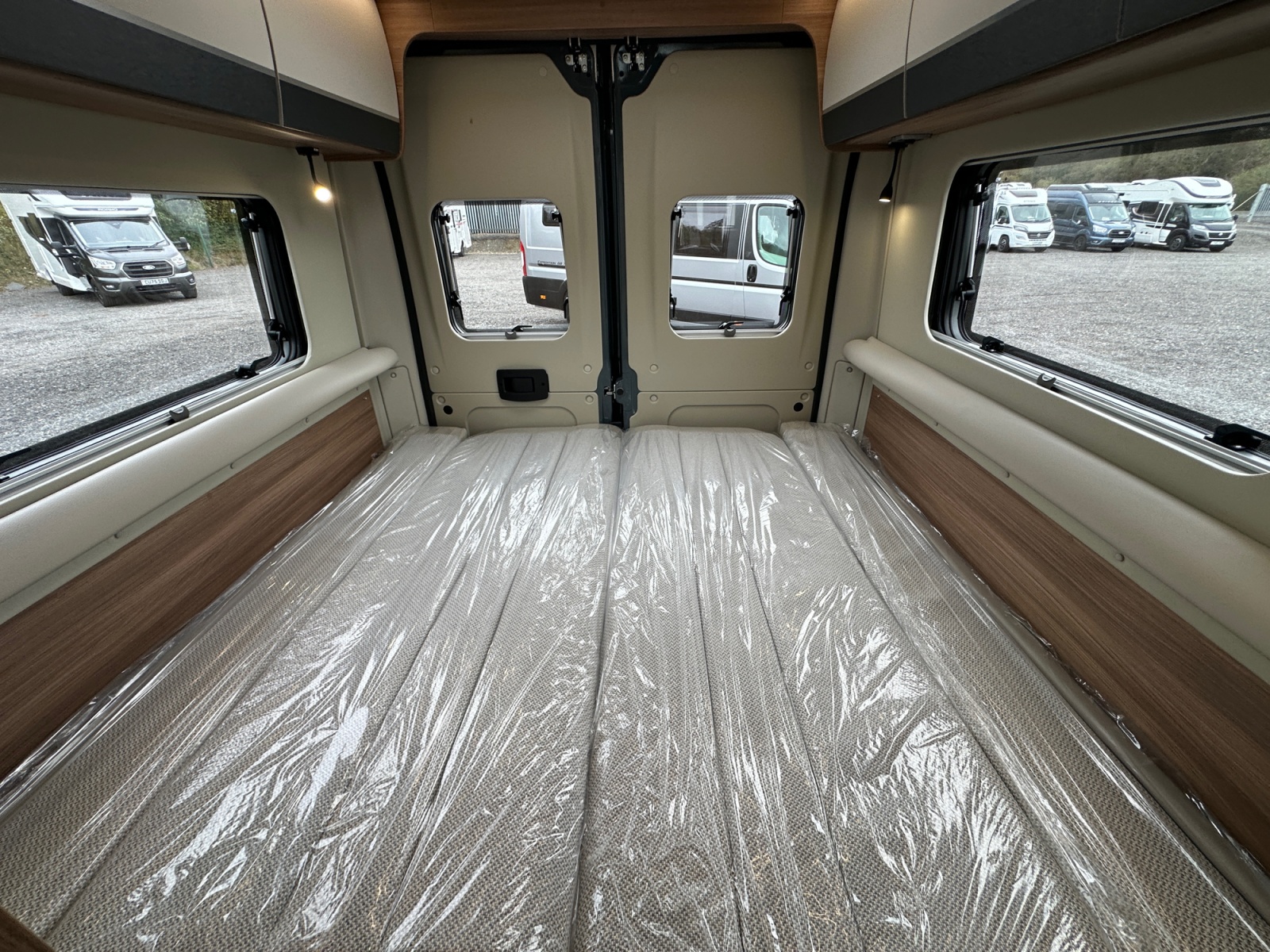 2026 Auto Trail V Line 635 SE Lanzarote Grey For Sale AT5275 55