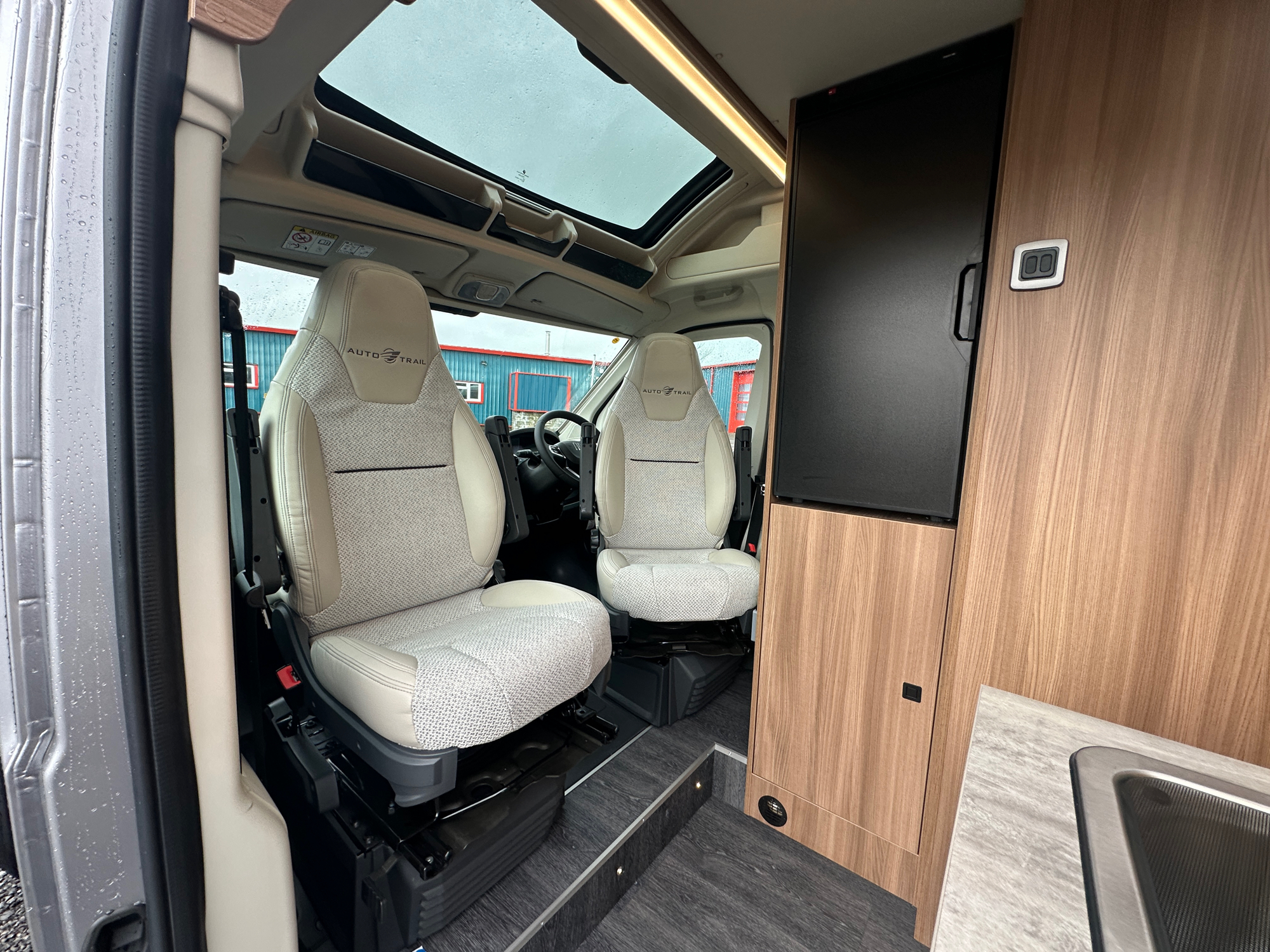 2026 Autotrail V Line 610 SE In Artense Grey For Sale AT5284 14