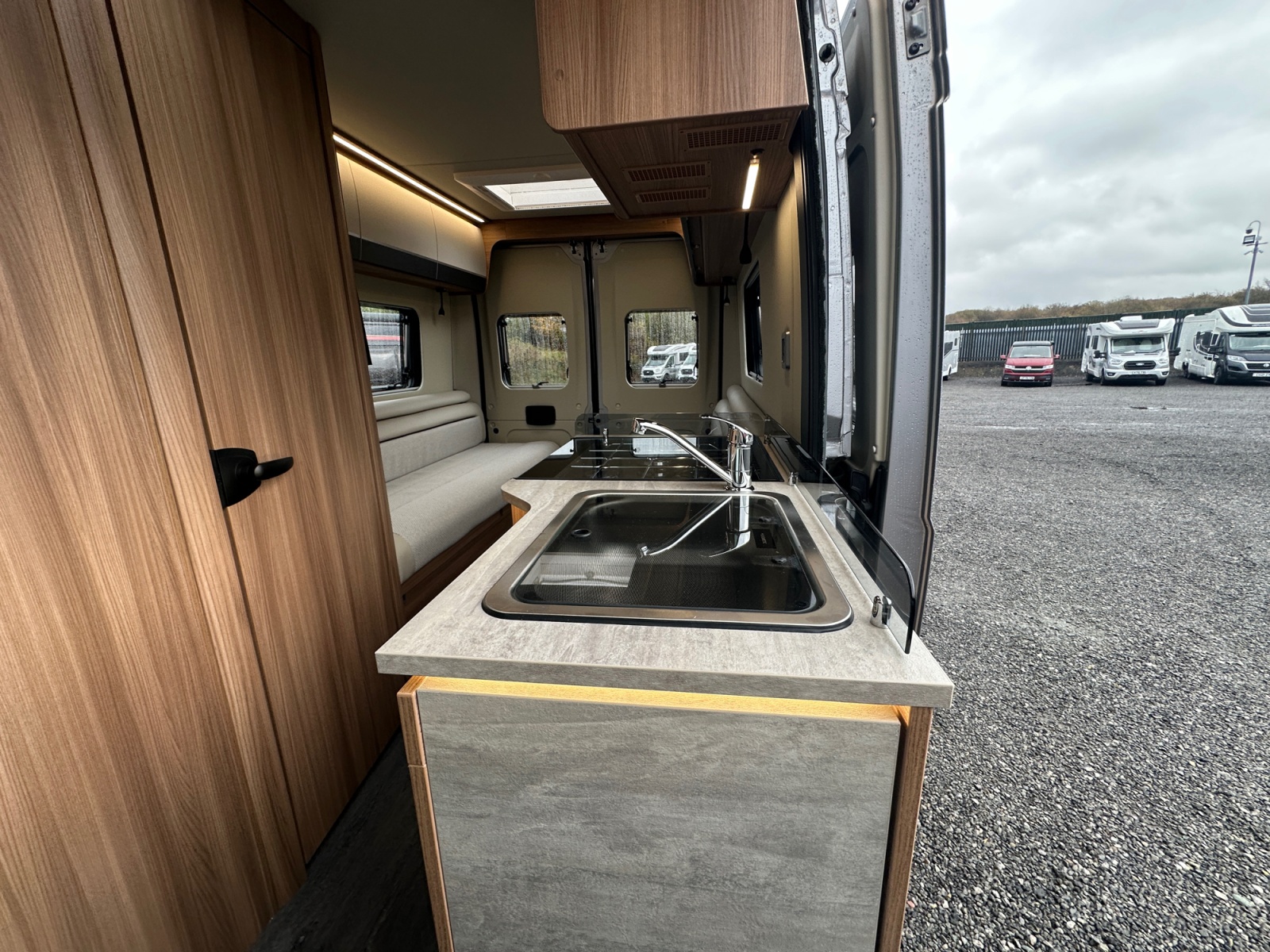 2026 Autotrail V Line 610 SE In Artense Grey For Sale AT5284 17