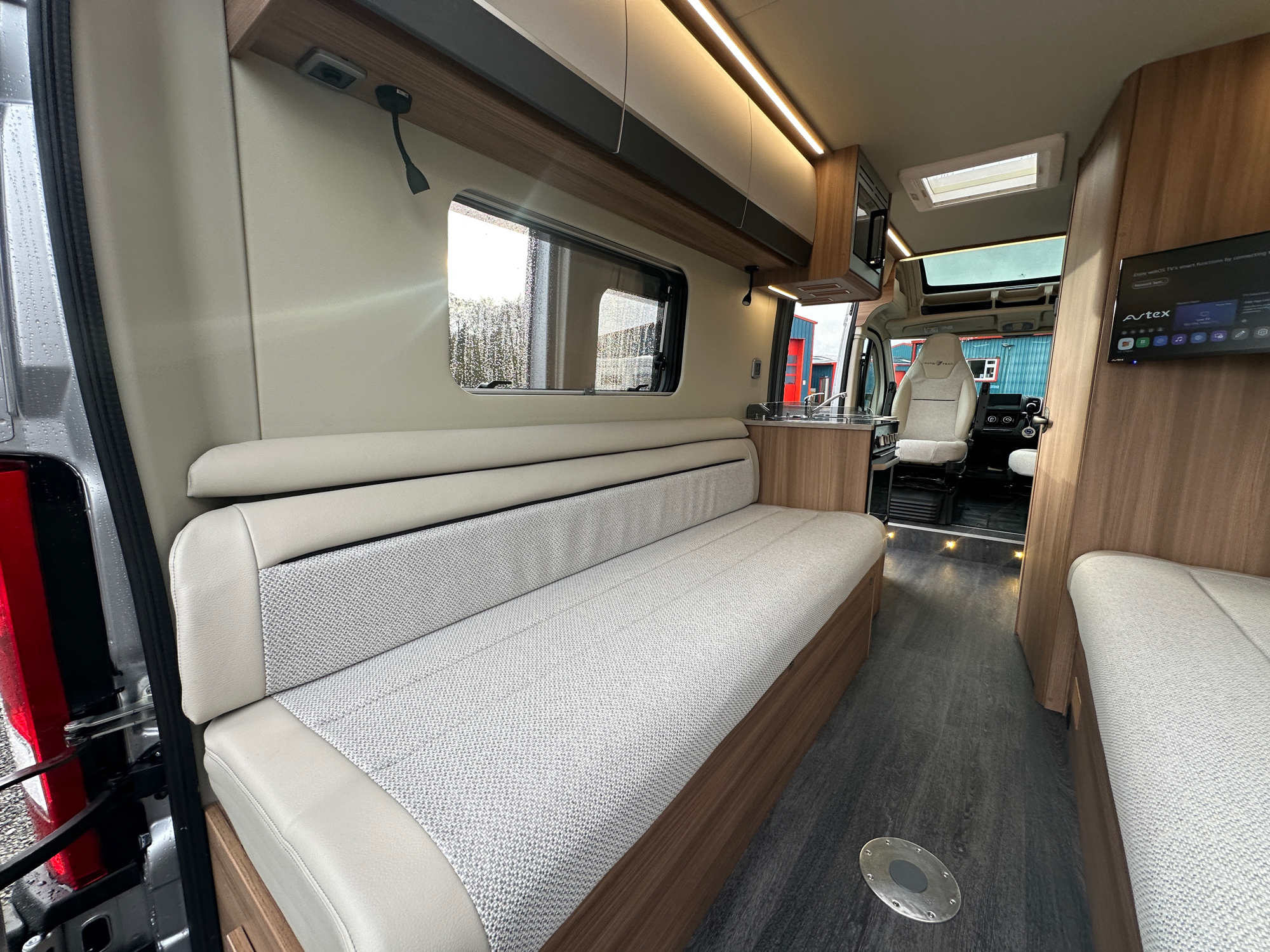 2026 Autotrail V Line 610 SE In Artense Grey For Sale AT5284 92