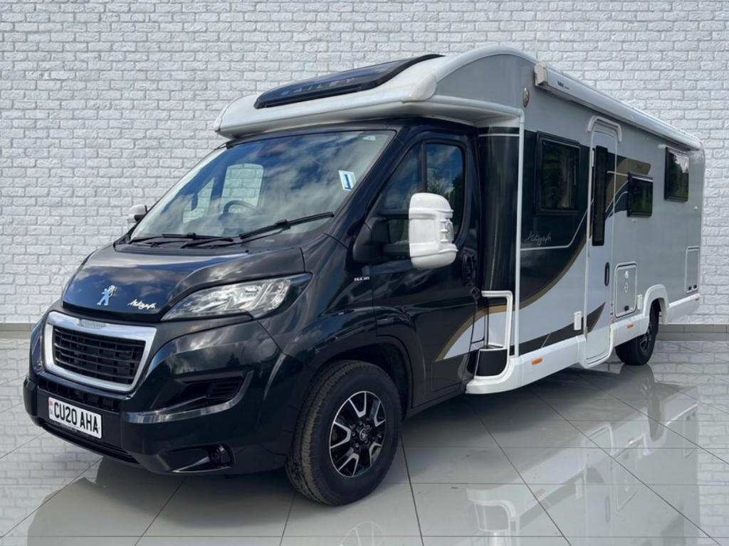 2020 Bailey Autograph 794i nearside front