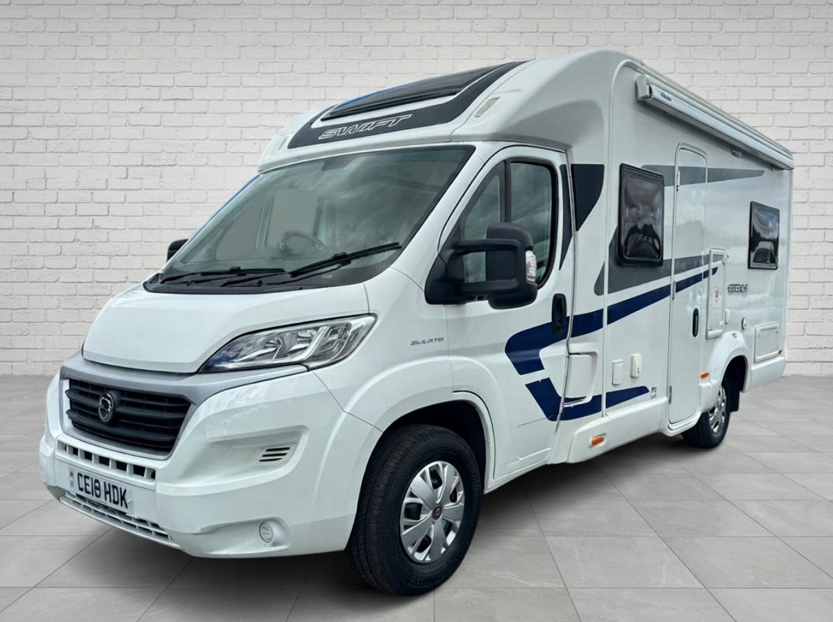 2018 Swift Escape 664 UC6381